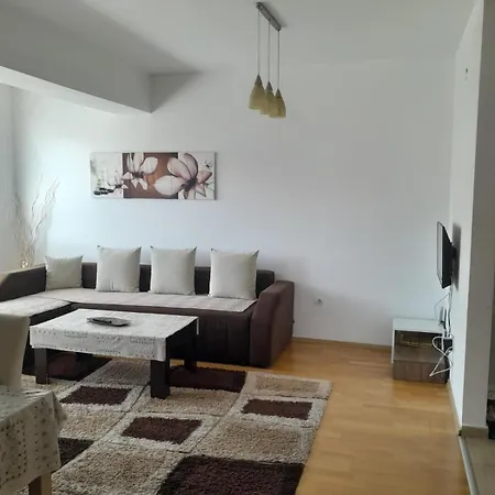 Karposh Lueks Big Апартаменты *